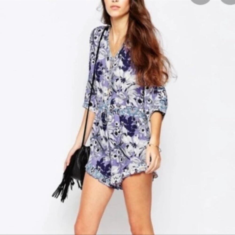 NEW RAGA Romper Floral Ruffled 3/4 Sleeve Button Front Drawstring Waist Large